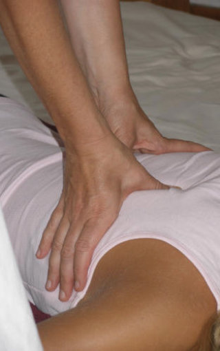 Shiatsu : Traitment de mridien sur le dos